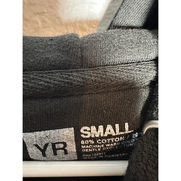 Young and Reckless LOS ANGELES Black Pullover Hoodie Size Small - Picture 3 of 3